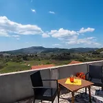 Kuna By Interhome