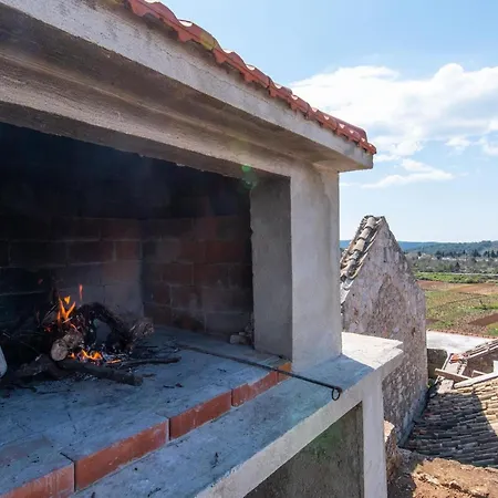 Kuna By Interhome Kuna Pelješka