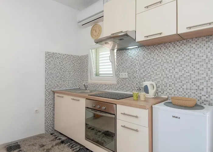 Kuna By Interhome * Kuna Peljeska